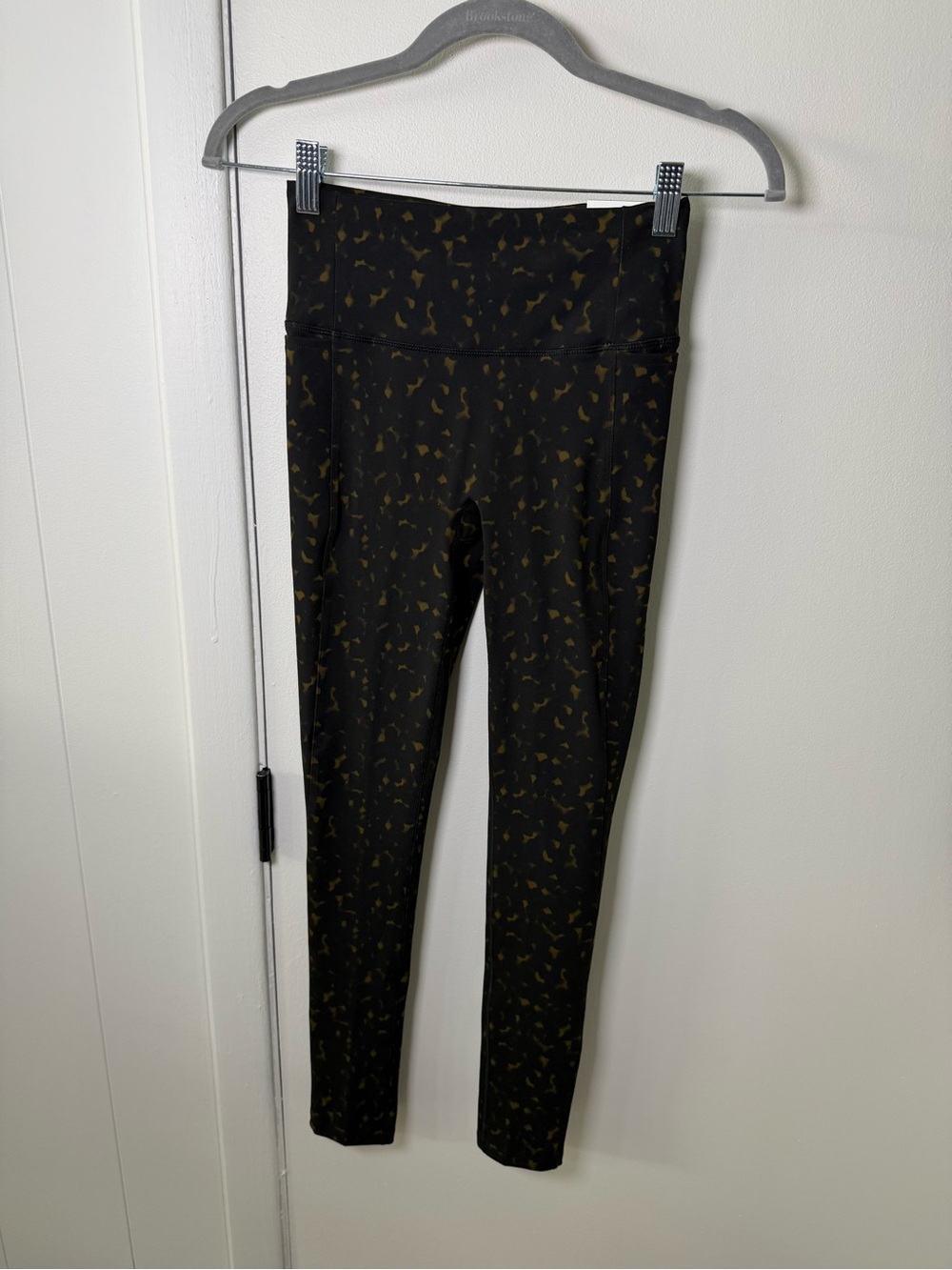 Calia by Carrie Underwood Women’s Tortoise Print Leggings| S | NWT